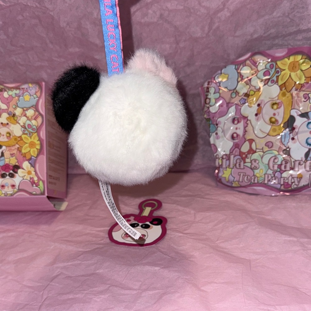 Liila’s Mini Tea Party Garden CONFIRMED Tomato Panda - Picture 6 of 10